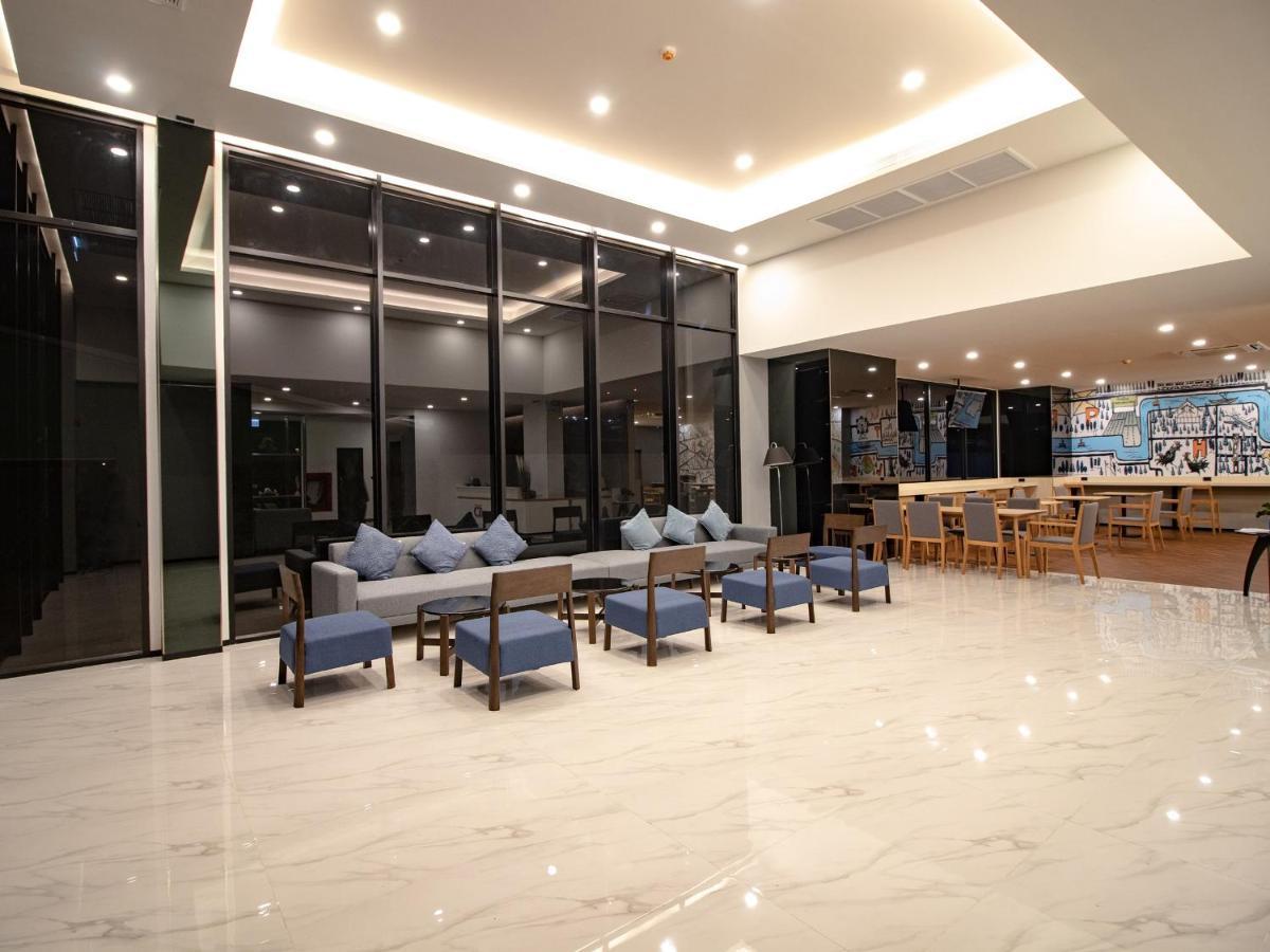 Fortune D Hotel Phitsanulok Exterior photo