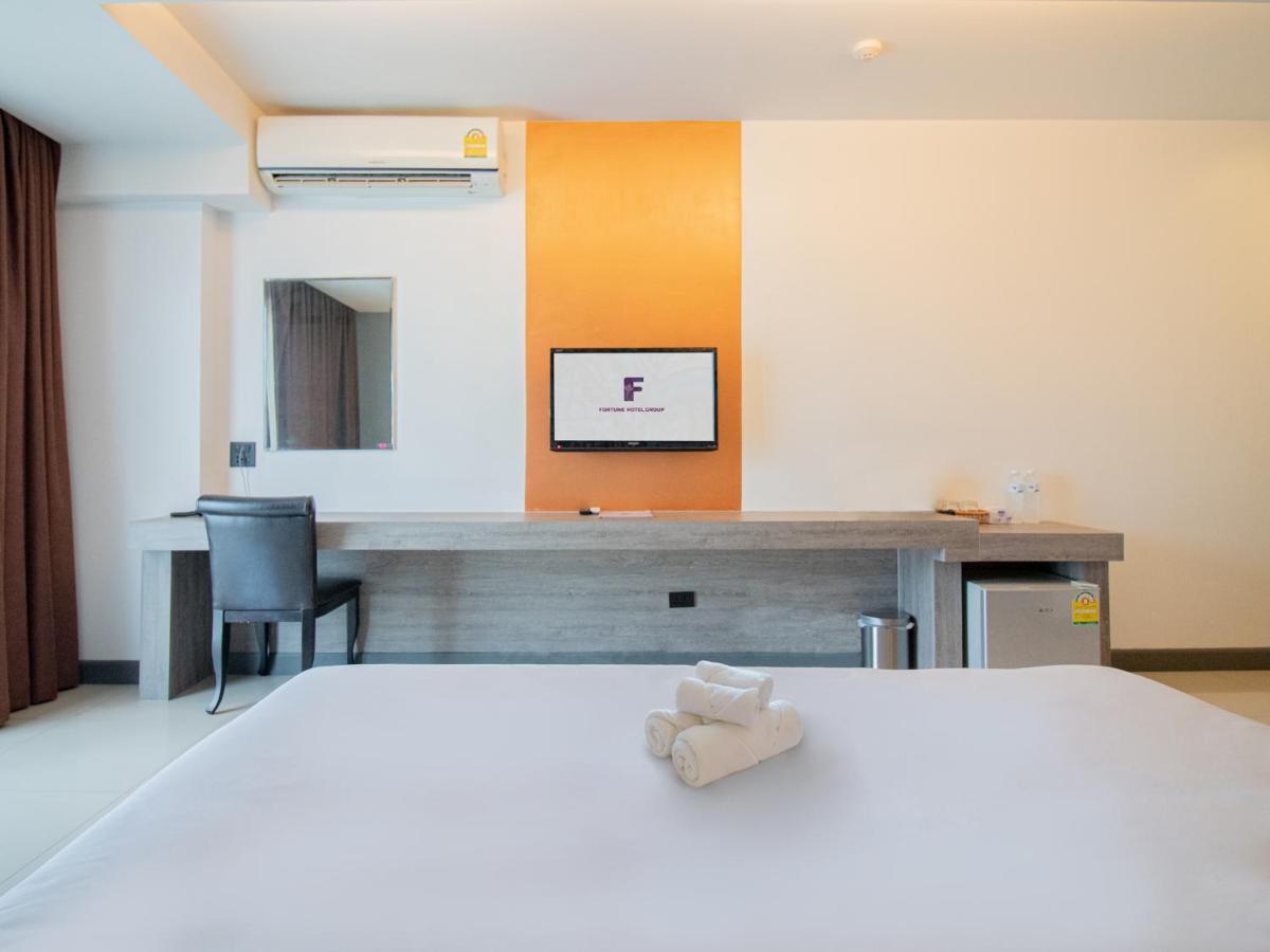 Fortune D Hotel Phitsanulok Exterior photo